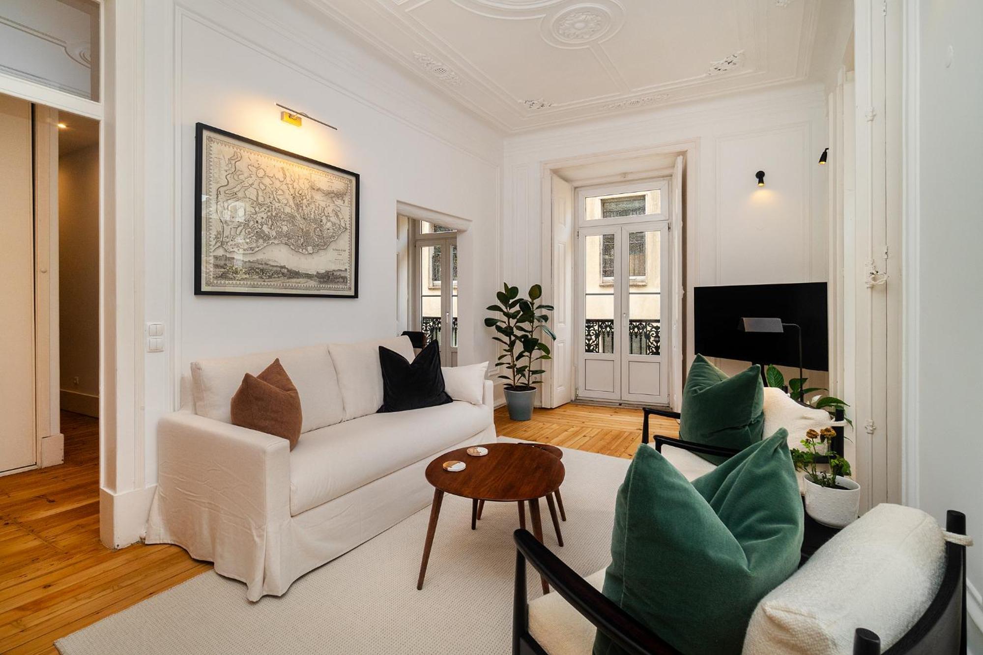 Whome Elegant In Lisbon's Historic Bairro Alto Apartment Lisbon